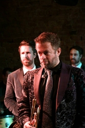 Adam Hall & The Velvet Playboys – Piec Art Acoustic Jazz Club (lipiec 2019)